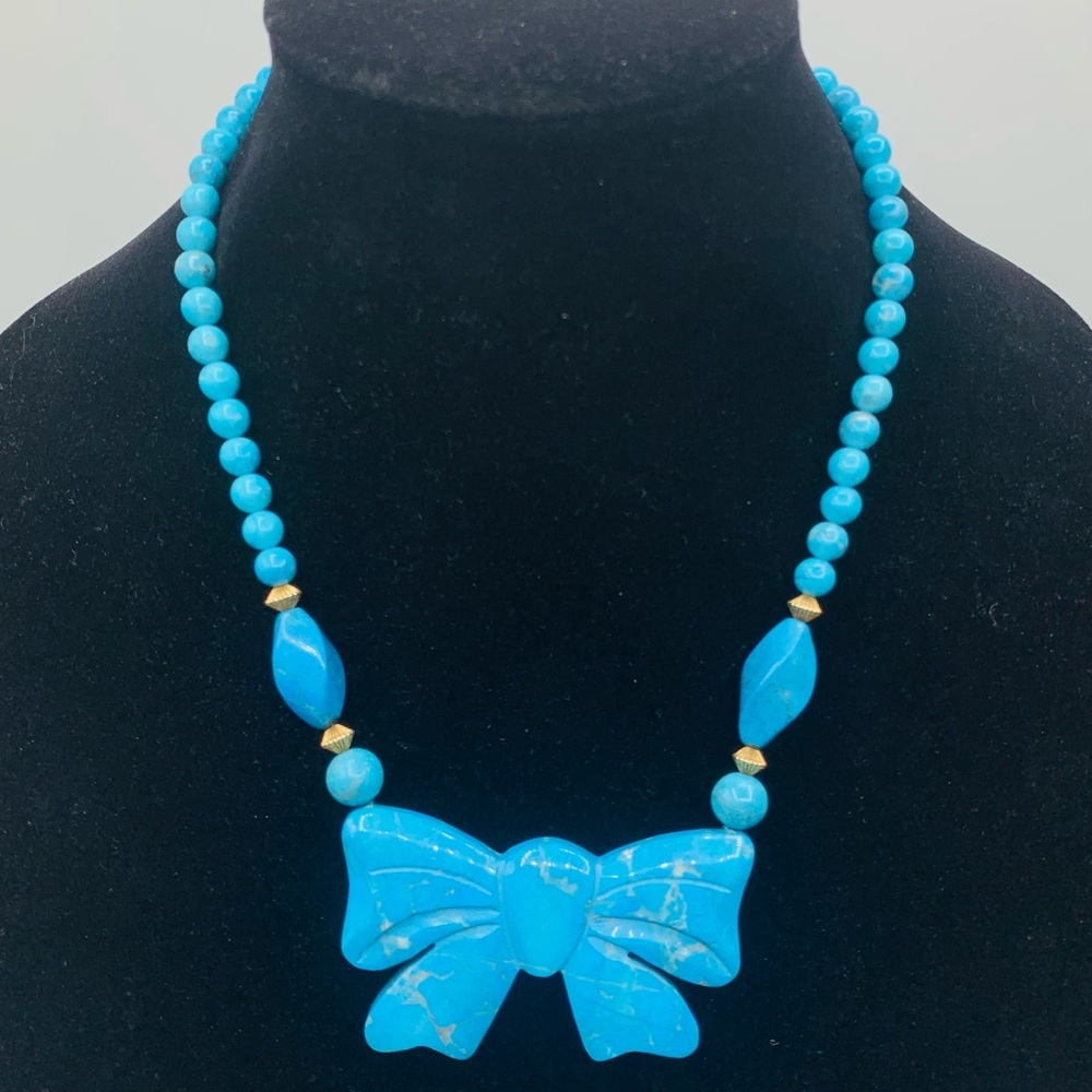Vintage Dyed Magnesite Bow Statement Necklace – Turquoise Blue Beaded Jewelry